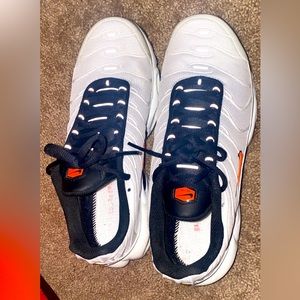 Nike Women’s Air Max Plus Running Shoes